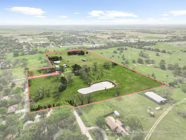 819 S Morrison Street, Pilot Point, TX 76258