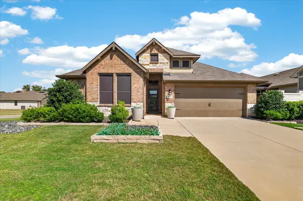 1001 Pecos Street, Aubrey, TX 76227