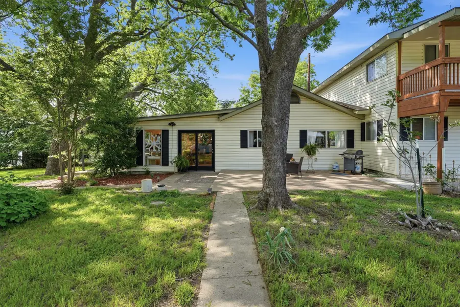 5106 Gibson Court, Granbury, TX 76049 - #2