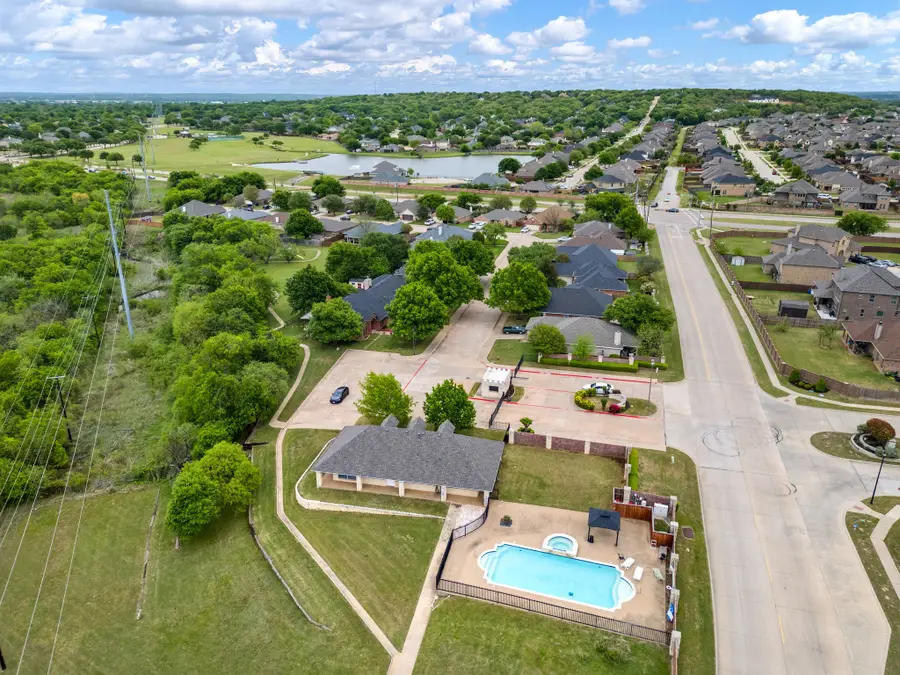 325 Village Parkway, Crowley, TX 76036 - #2