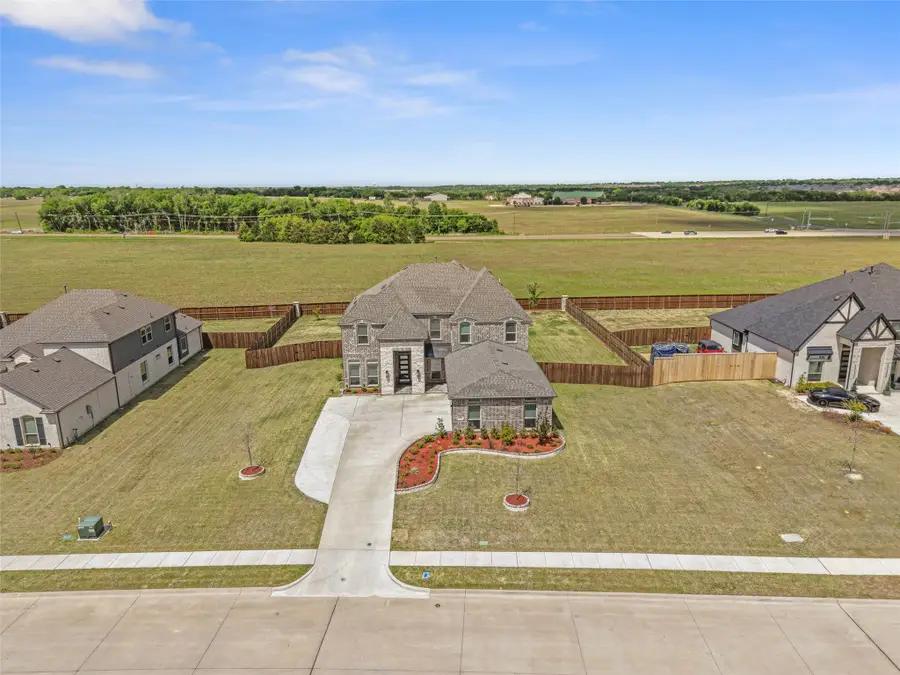 751 Emerald Valley Drive, Ovilla, TX 75154 - #3