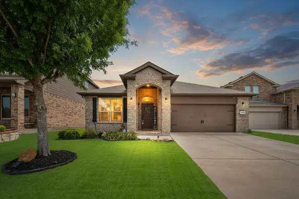 1004 Brownford Drive, Fort Worth, TX 76028