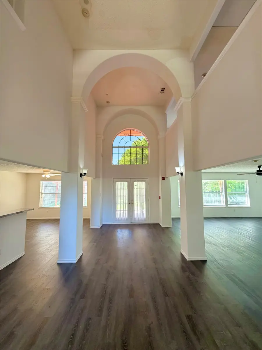 5518 Heathercrest Drive, Arlington, TX 76018 - #3