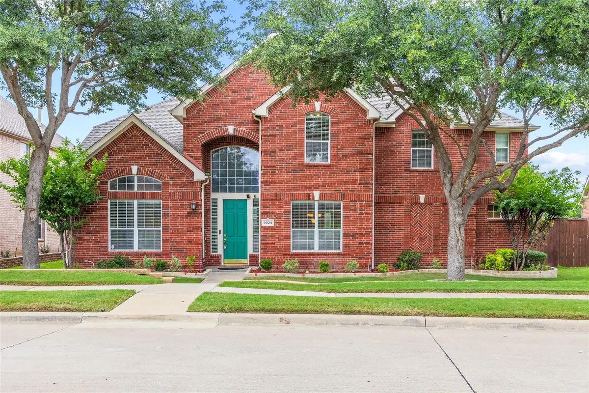 9024 Fox Hollow Trail, Irving, TX 75063 - #1