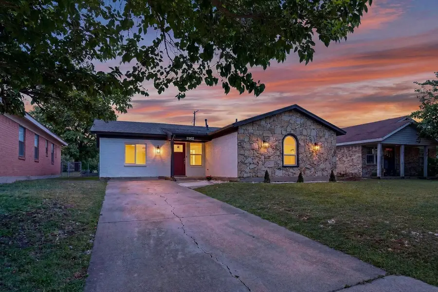 2902 Lulu Street, Fort Worth, TX 76106 - #2