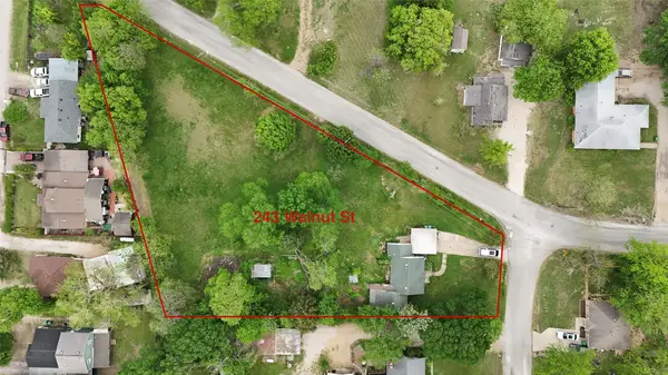 243 Walnut Street, Wilmer, TX 75172