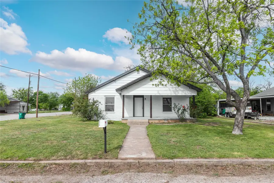 516 S Pecos Street, Coleman, TX 76834 - #3