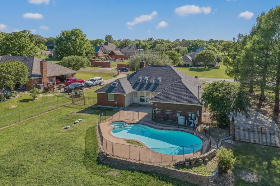 2601 Trail Tree Court, Burleson, TX 76028 - #2