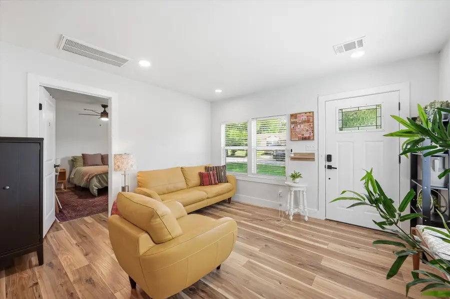 303 Brodie Street, Dallas, TX 75224 - #2