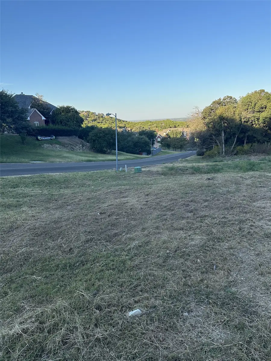 803 Poage Drive, Woodway, TX 76712 - #3