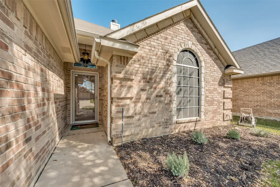8233 Edgepoint Trail, Fort Worth, TX 76053 - #2
