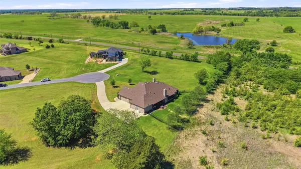 56 Turtle Point Lane, Gordonville, TX 76245