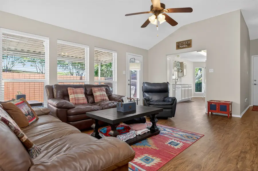 5700 Alicante Drive, Arlington, TX 76017 - #3