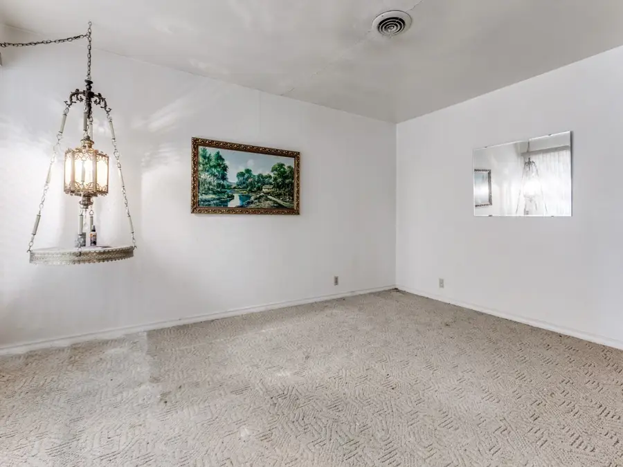 2804 S 5th Street, Garland, TX 75041 - #2