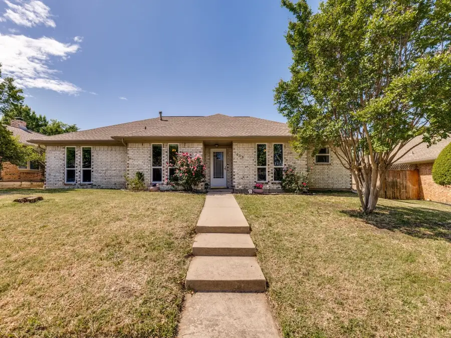 1608 Mayflower Drive, Carrollton, TX 75007 - #2