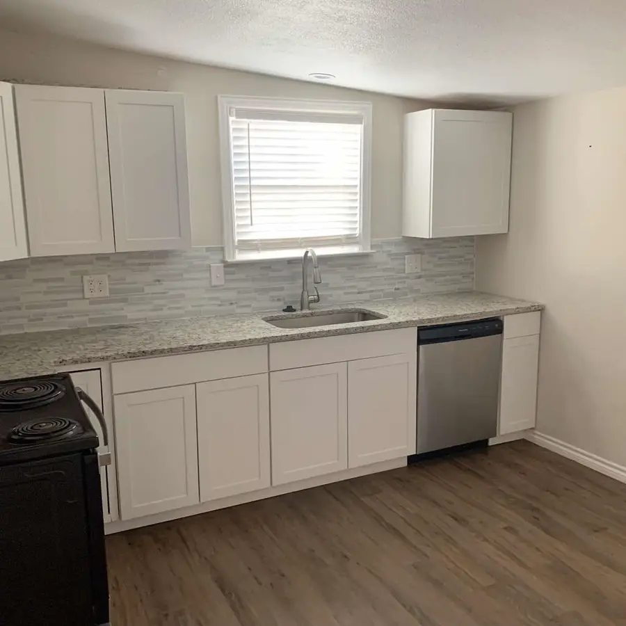 511 E Washington Street, Denison, TX 75021 - #2