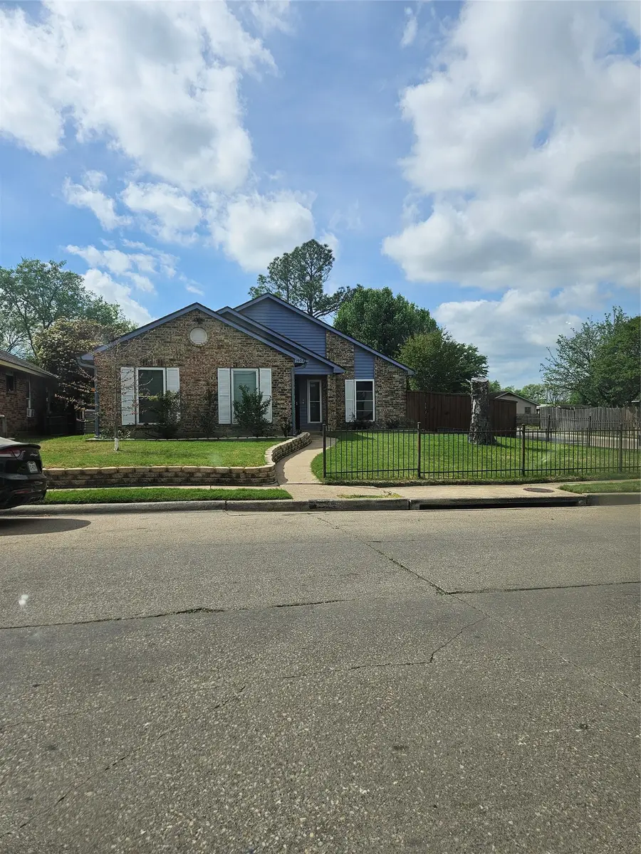 9404 Pinehaven Drive, Dallas, TX 75227 - #2