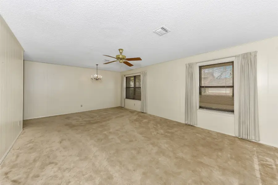 810 Hilltop Drive, Weatherford, TX 76086 - #3