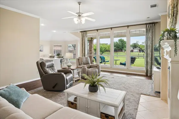 10104 Tapestry Street, Fort Worth, TX 76244