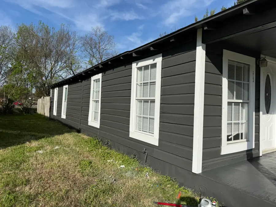 813 S Smith Street, Ennis, TX 75119 - #2