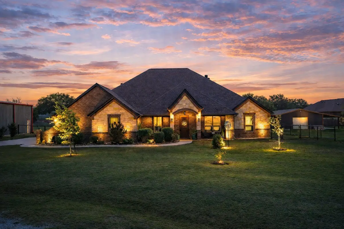 112 Knob Court, Springtown, TX 76082 - #1