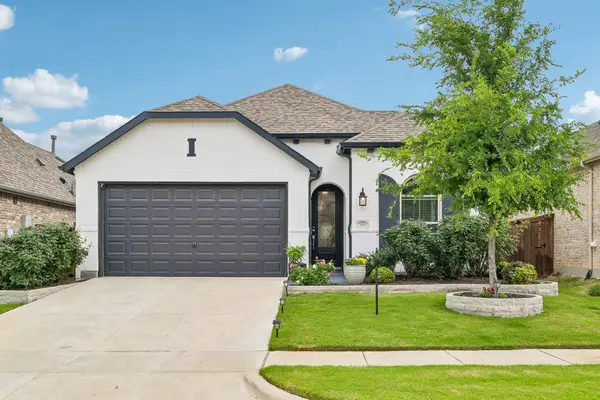 1913 Jumper Fields Drive, Aubrey, TX 76227