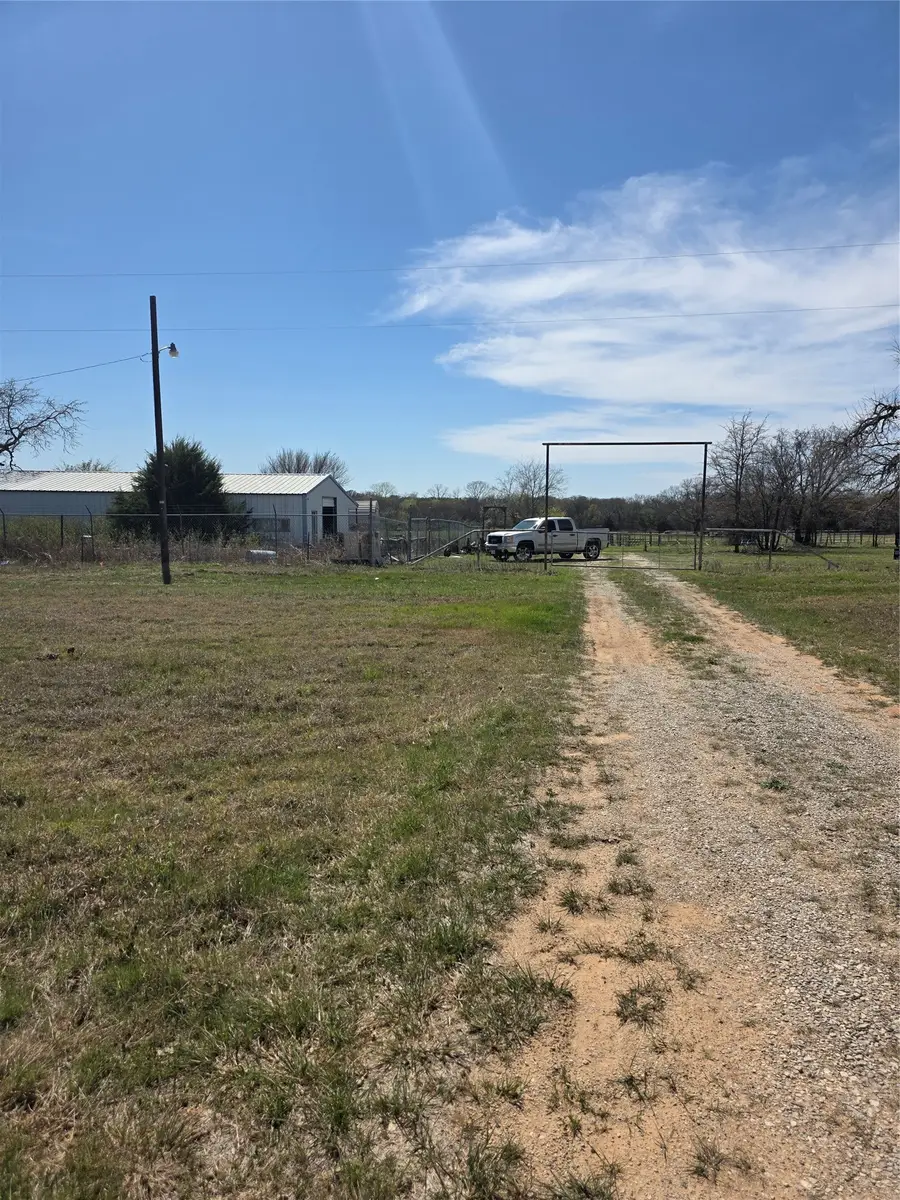 9319 U S Hwy 287, Alvord, TX 76225 - #2