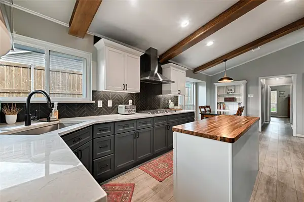 2708 Lakewood Lane, Carrollton, TX 75006