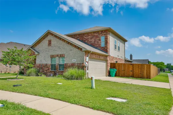 1800 Silver Oaks Drive, Gainesville, TX 76240