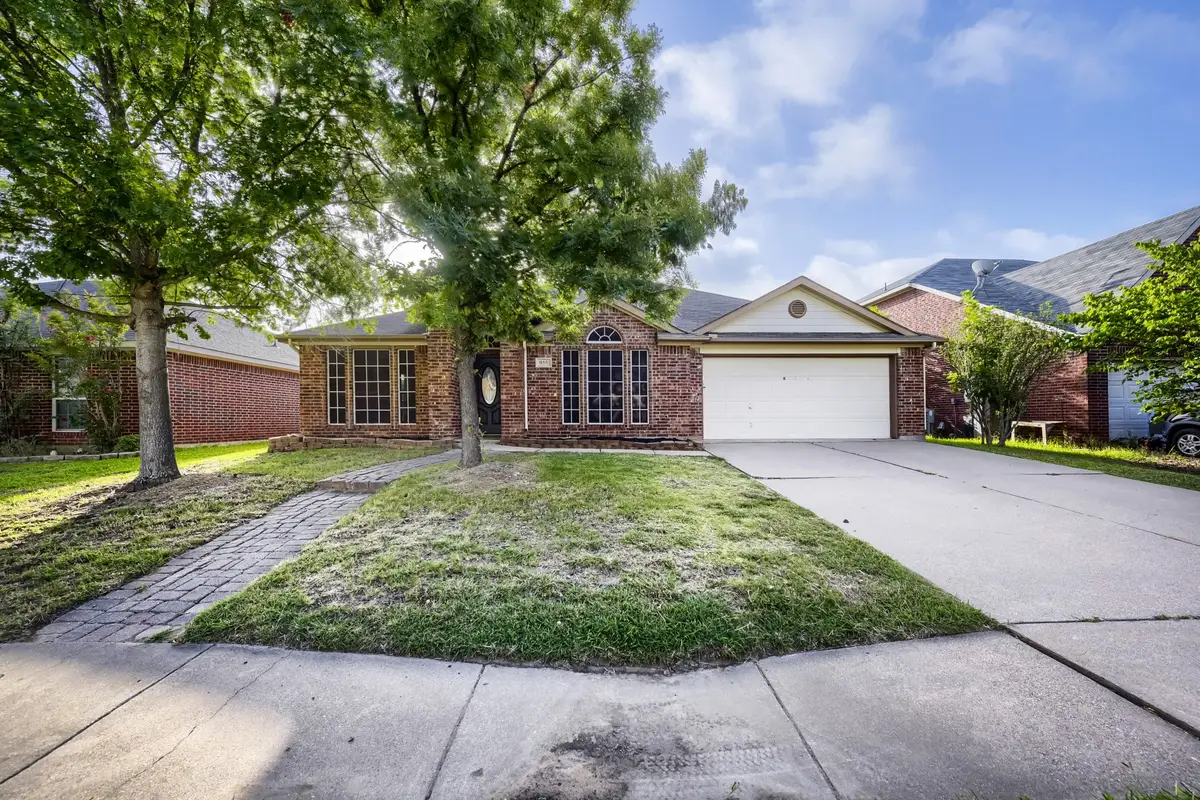 915 Hidden Oaks Drive, Burleson, TX 76028 - #1