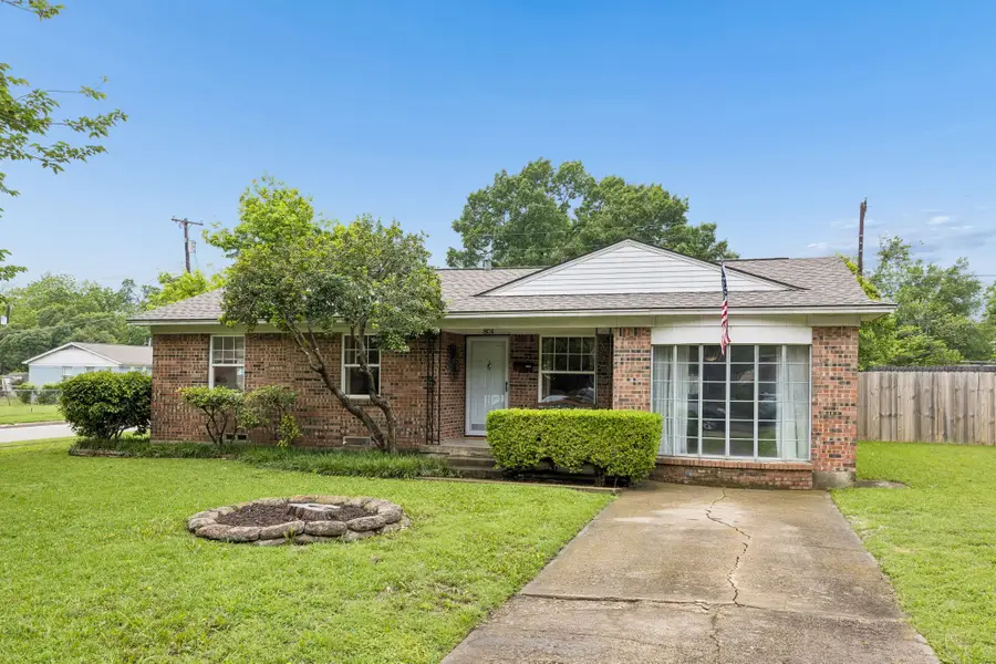 801 Lorrie Drive, Richardson, TX 75080 - #2