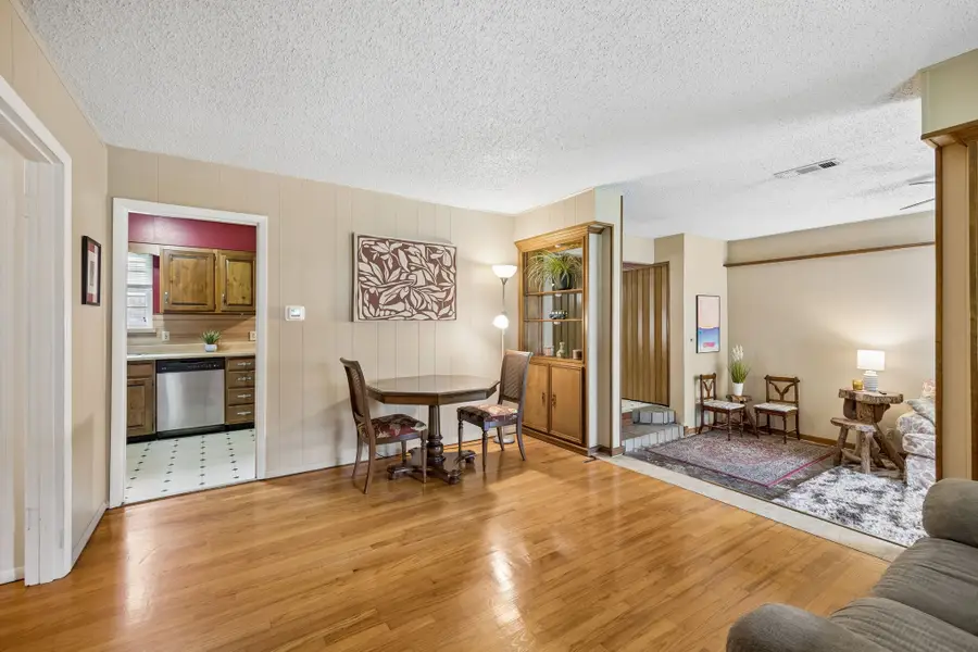 801 Lorrie Drive, Richardson, TX 75080 - #3