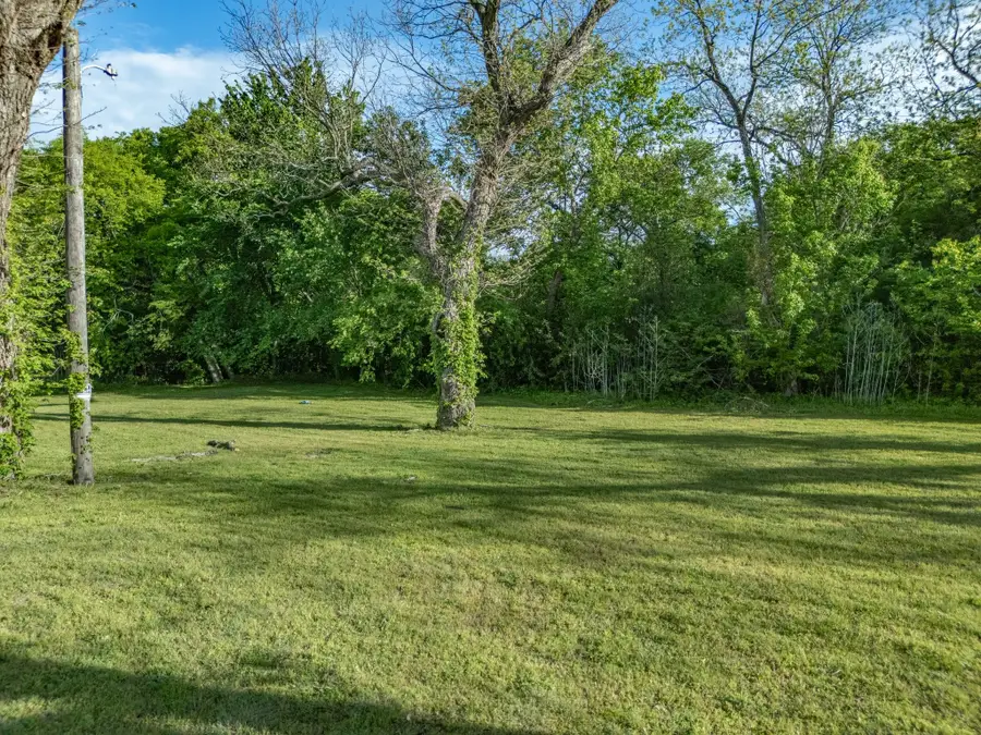 105 Wyatt Street, Waxahachie, TX 75165 - #3