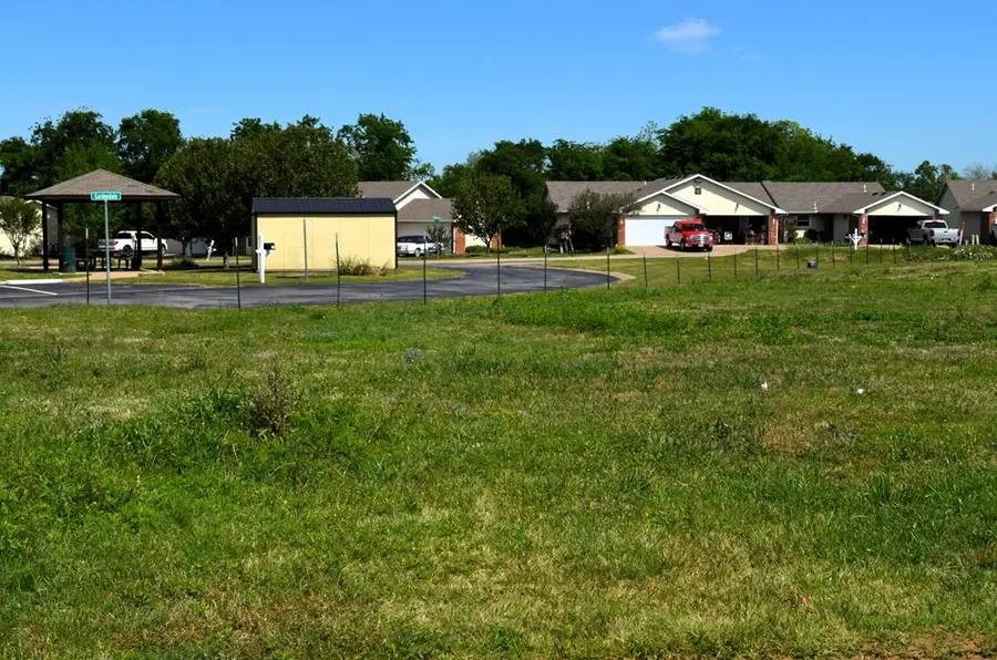 206 Preston Circle, Mabank, TX 75147 - #2