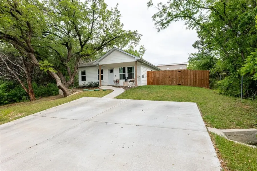 921 Indian Drive, Granbury, TX 76048 - #2