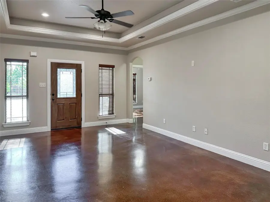 212 W 1st Street, Weatherford, TX 76086 - #2