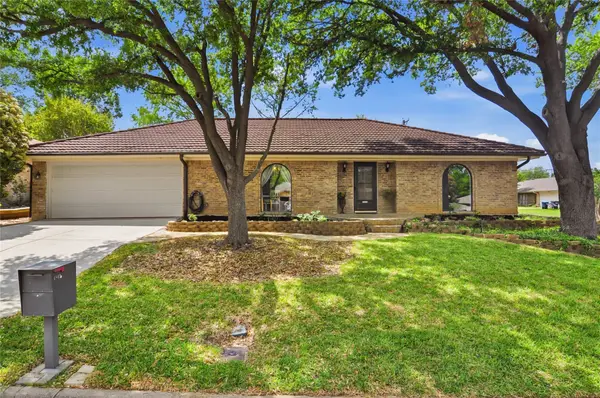 4809 Winesanker Way, Fort Worth, TX 76133