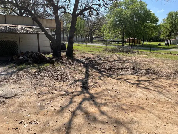 2231 Woodwind Drive, May, TX 76857