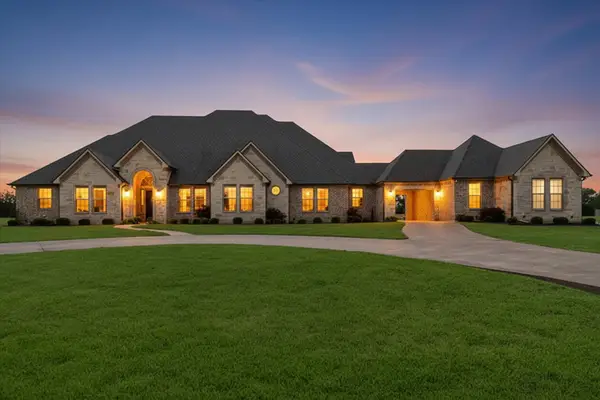 107 Fairway Parks Drive, Corsicana, TX 75110