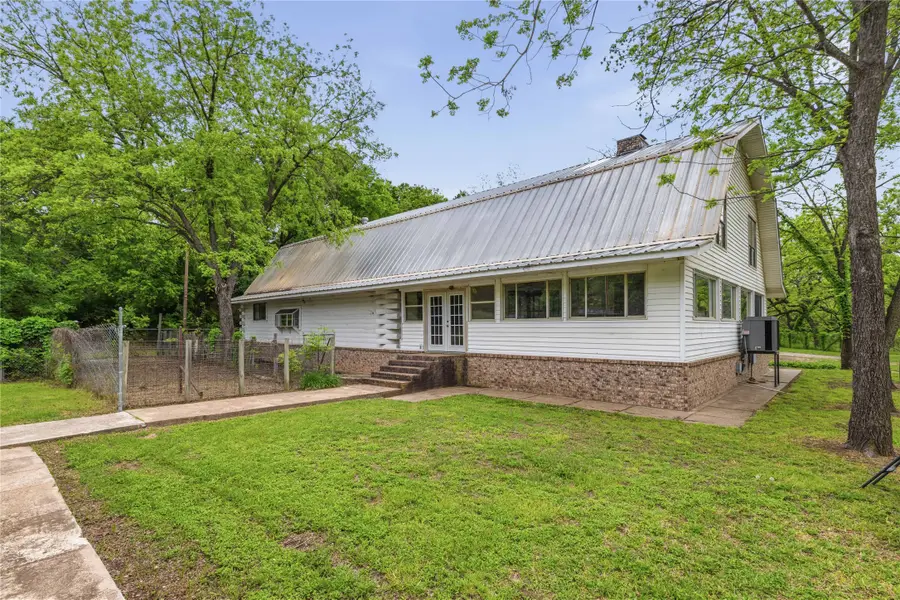 660 W County Road 549, Mullin, TX 76864 - #2