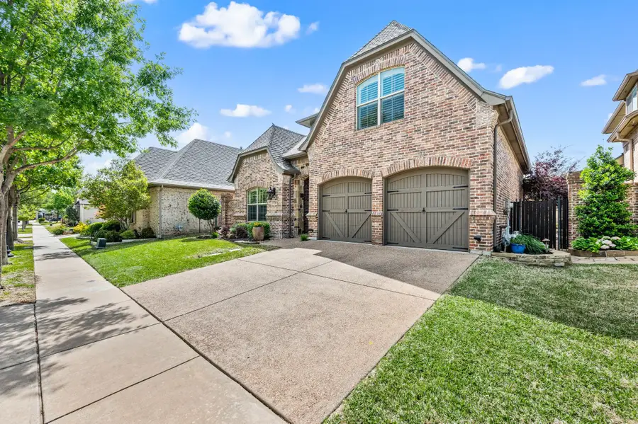 724 E Hill Street, Keller, TX 76248 - #2