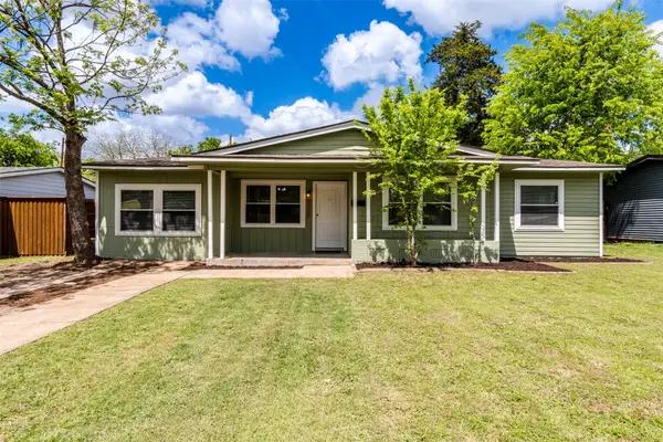 11525 Strand Street, Dallas, TX 75218