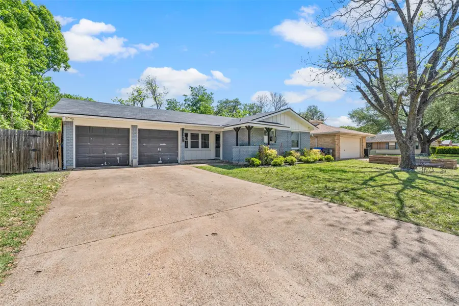 1207 Pembrook Drive, Waco, TX 76710 - #2