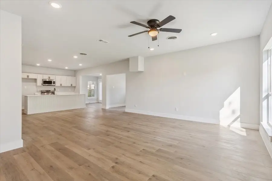 900 N 22nd Street, Waco, TX 76707 - #2