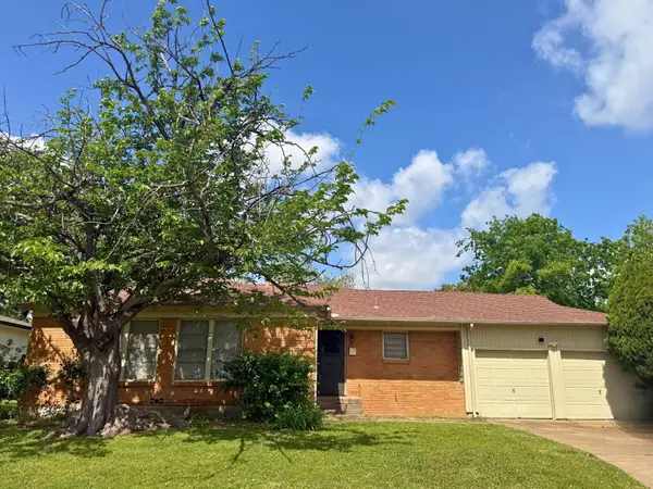 4836 Overton Avenue, Fort Worth, TX 76133