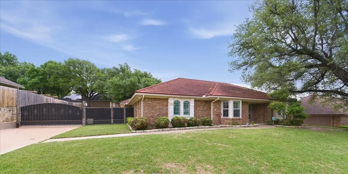 8325 Crosswind Drive, Fort Worth, TX 76179 - #1