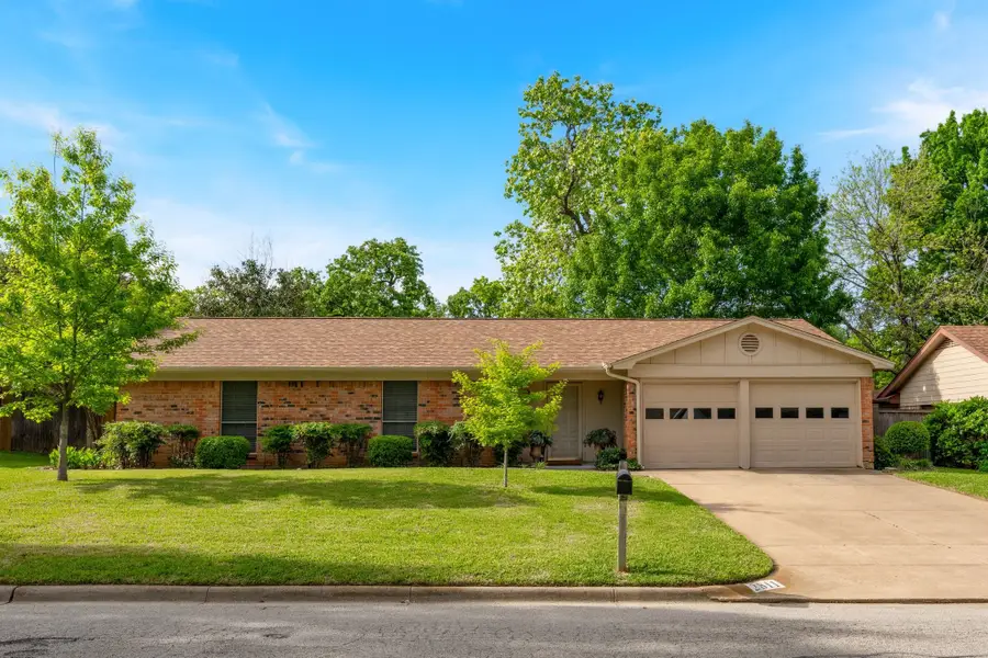 2811 Wentwood Drive, Grapevine, TX 76051 - #2