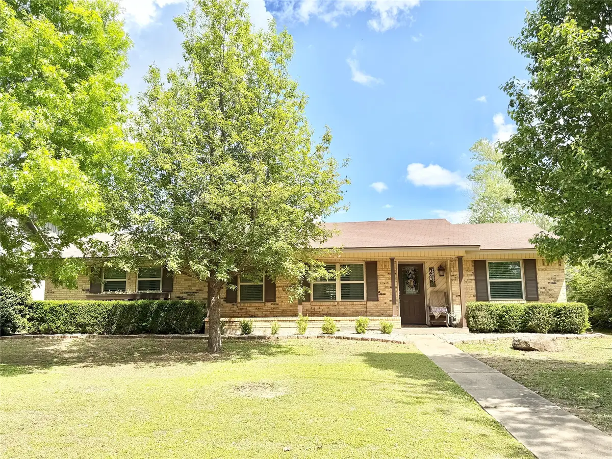 806 Glen Key Street, Denison, TX 75020 - #1