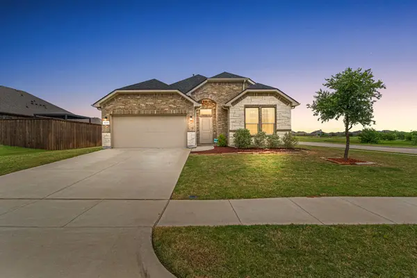 1443 Fox Hollow Road, Krum, TX 76249
