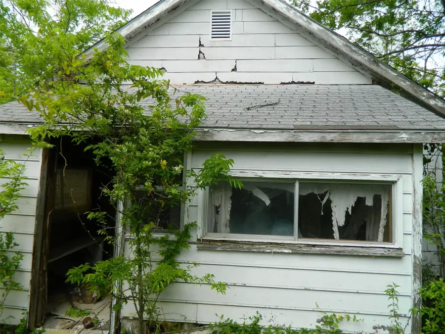 402 W Fannin Street, Leonard, TX 75452 - #2